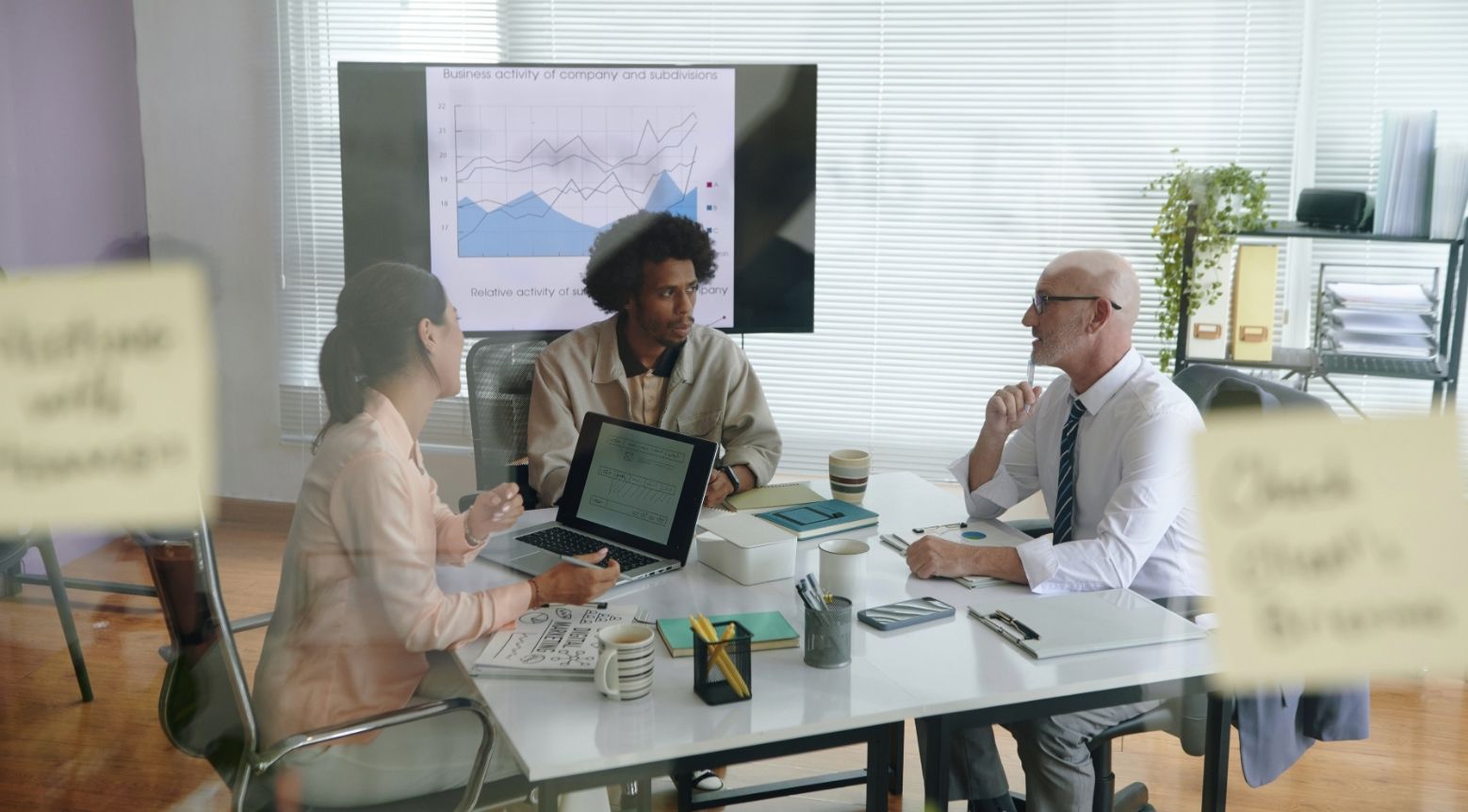 Search engine optimization services helping small businesses improve rankings and organic traffic